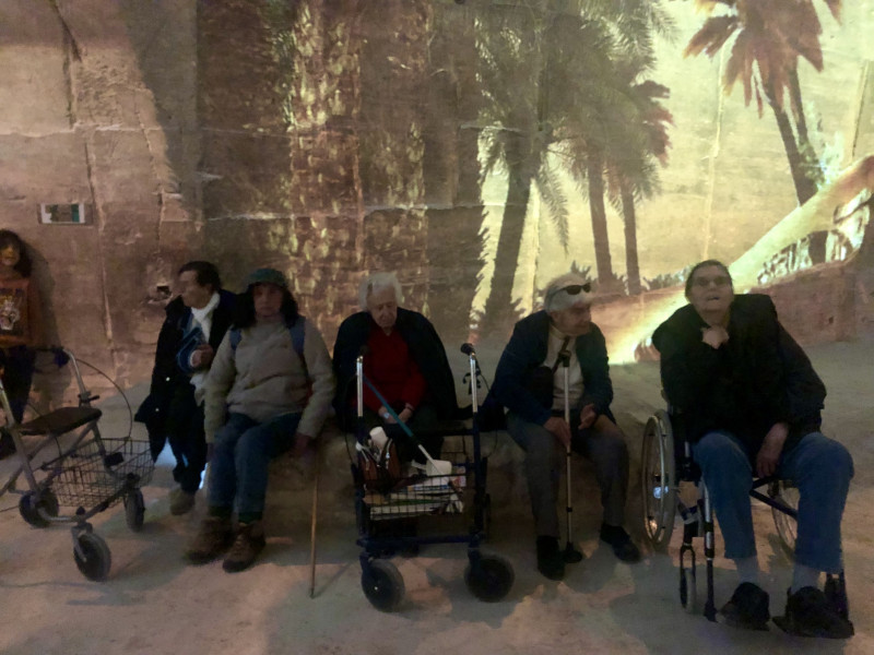 Sortie aux Carrières des lumières