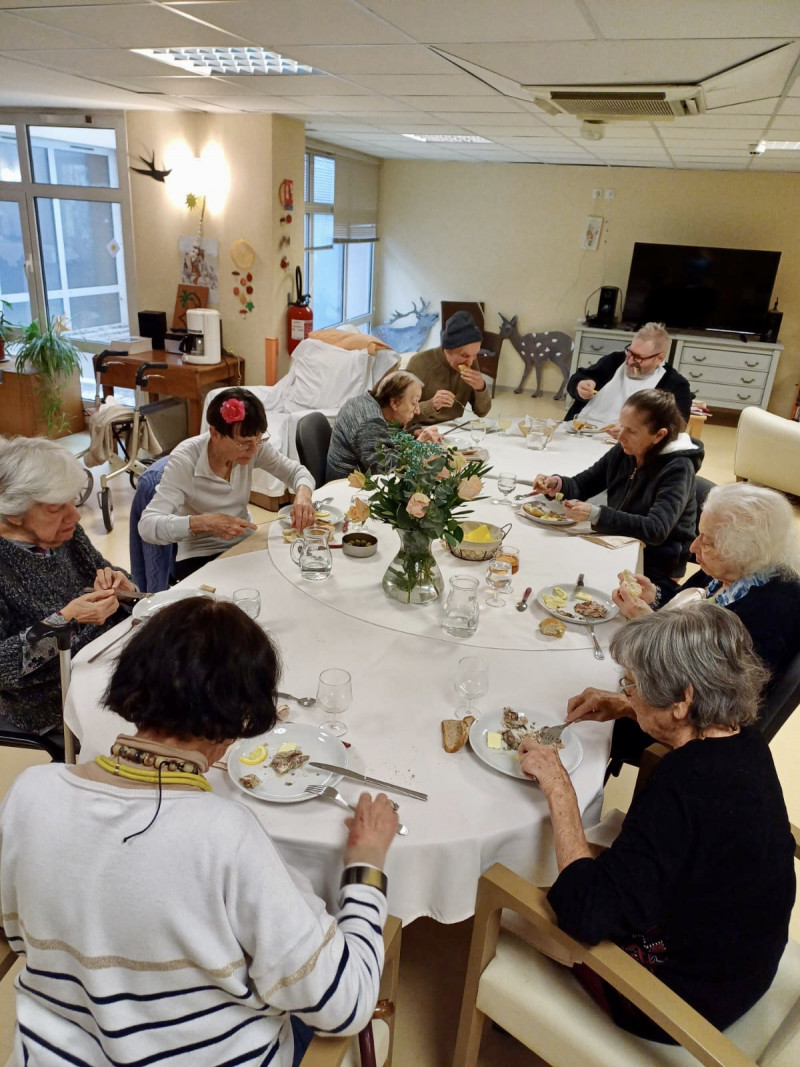 Préparation du repas au PASA